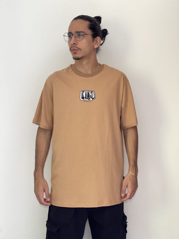 Camiseta Oversized Foound-FND